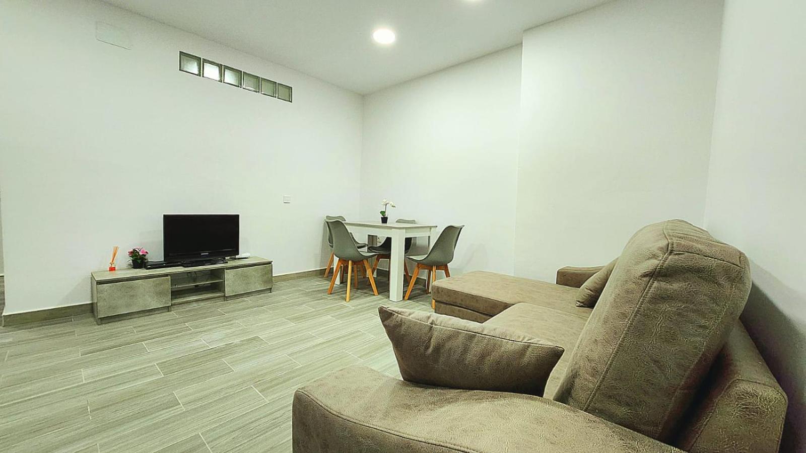 Apartamentos La Hormiguita Malaga Exterior photo